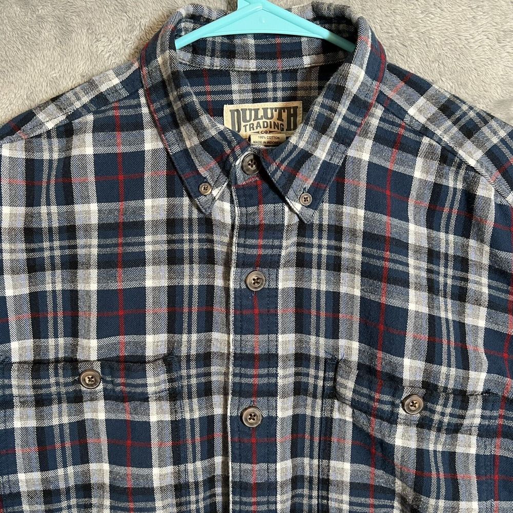 Duluth Trading Co Men’s Free‎ Swingin' Plaid Flannel Relaxed Fit Shirt Size M